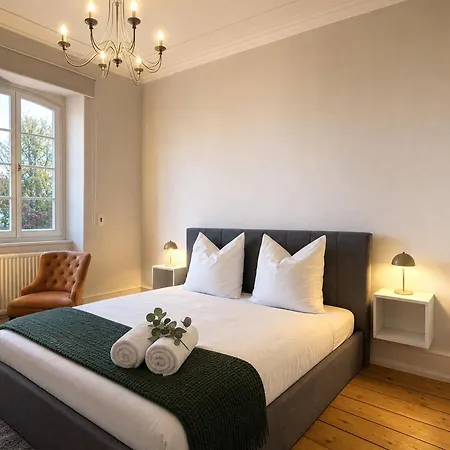 Apartment Fuerstenhof Belle Etage Altstadt- Parkplatz Im Innenhof Wismar